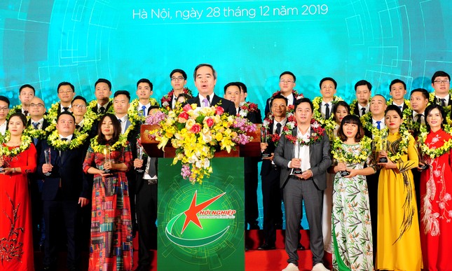 Lộ diện Top 10 doanh nhân trẻ khởi nghiệp xuất sắc 2019 ảnh 7