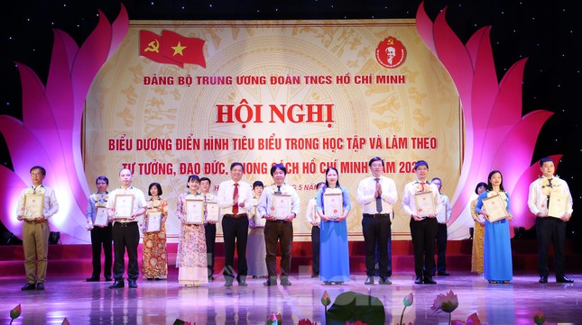 T.Ư Đoàn vinh danh 17 điển hình tiêu biểu học tập và làm theo Bác ảnh 5