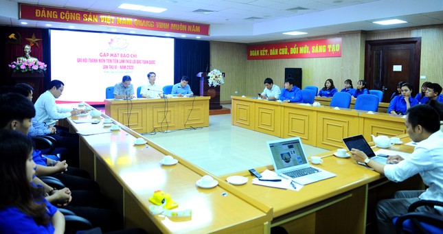Nhiều đại biểu 17 tuổi dự Đại hội thanh niên tiên tiến làm theo lời Bác lần thứ VI ảnh 1