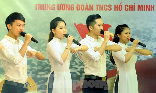 Thi đua tự hào tiến bước dưới cờ Đảng ảnh 6