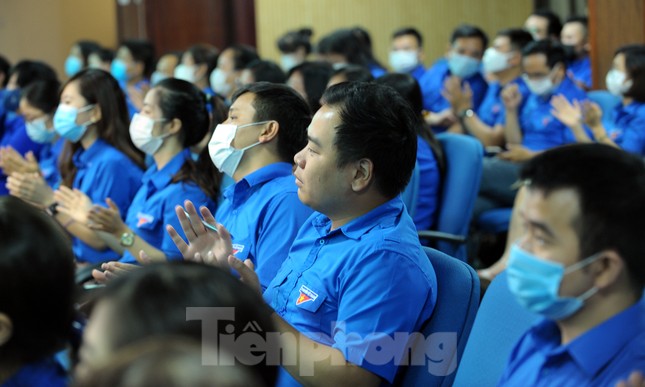 Thi đua tự hào tiến bước dưới cờ Đảng ảnh 5