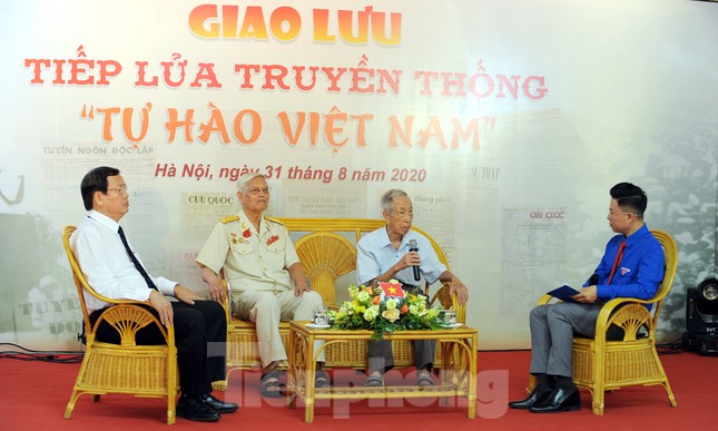 Thi đua tự hào tiến bước dưới cờ Đảng ảnh 3