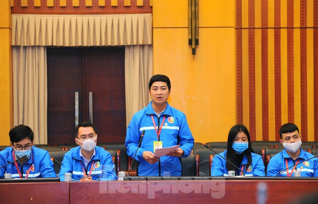 Phá bỏ rào cản tâm lý 'tuổi nhỏ làm việc nhỏ' và giao việc khó việc mới cho người trẻ ảnh 2
