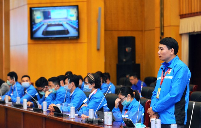 Phá bỏ rào cản tâm lý 'tuổi nhỏ làm việc nhỏ' và giao việc khó việc mới cho người trẻ ảnh 4