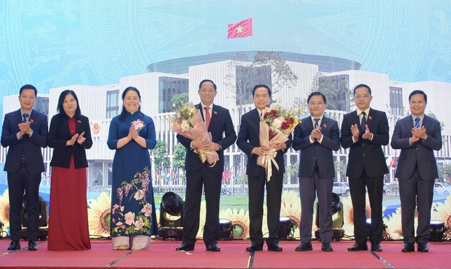 Chủ tịch Quốc hội gặp Nhóm đại biểu Quốc hội trẻ khóa XV ảnh 6