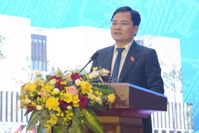 Chủ tịch Quốc hội gặp Nhóm đại biểu Quốc hội trẻ khóa XV ảnh 4