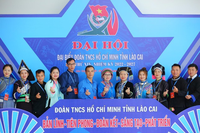 Sắc màu dân tộc Đại hội Đoàn TNCS Hồ Chí Minh tỉnh Lào Cai lần thứ XIV ảnh 1