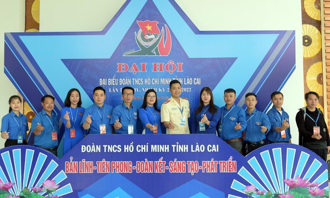 Sắc màu dân tộc Đại hội Đoàn TNCS Hồ Chí Minh tỉnh Lào Cai lần thứ XIV ảnh 3