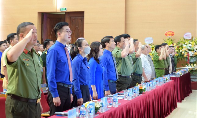 Thiếu tá Bùi Mạnh Hùng tái đắc cử Bí thư Đoàn Công an Hà Nội ảnh 2