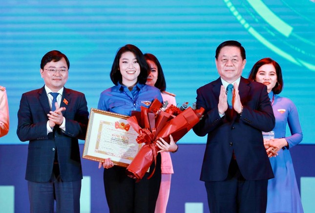 Thí sinh Hà Nội đoạt giải Nhất Liên hoan Báo cáo viên toàn quốc ảnh 1