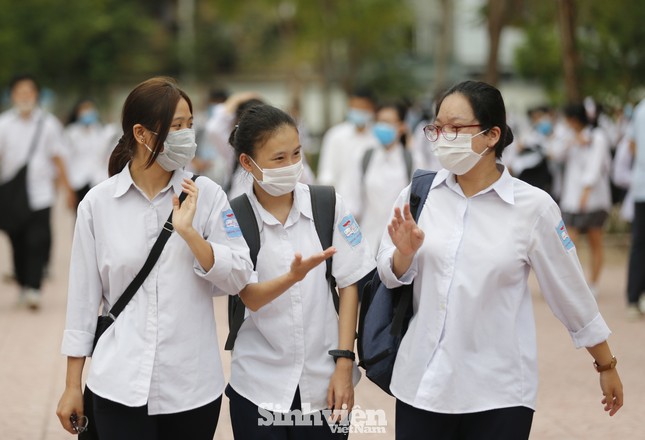 Nhiều trường ĐH phía Bắc công bố điểm chuẩn tuyển sinh ảnh 1