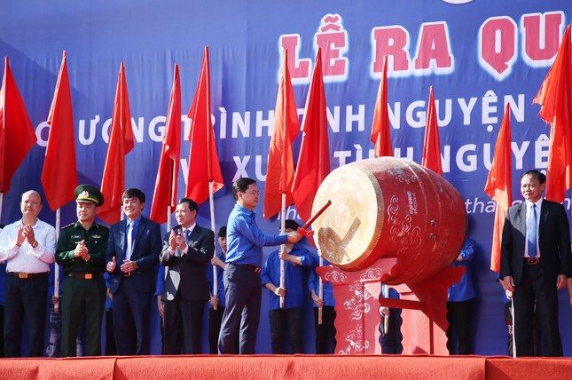 T.Ư Hội LHTN Việt Nam ra quân Tình nguyện mùa Đông 2020 và Xuân Tình nguyện 2021 ảnh 1