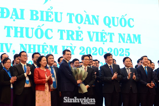 Anh Hà Anh Đức làm Chủ tịch Hội Thầy thuốc trẻ Việt Nam ảnh 1