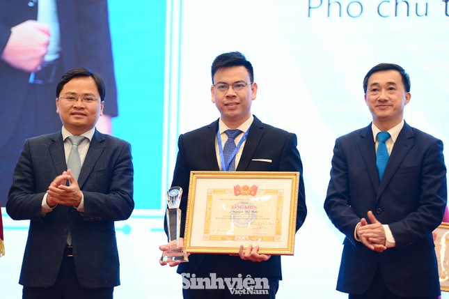 Vinh danh 10 Thầy thuốc trẻ Việt Nam tiêu biểu năm 2020 ảnh 6