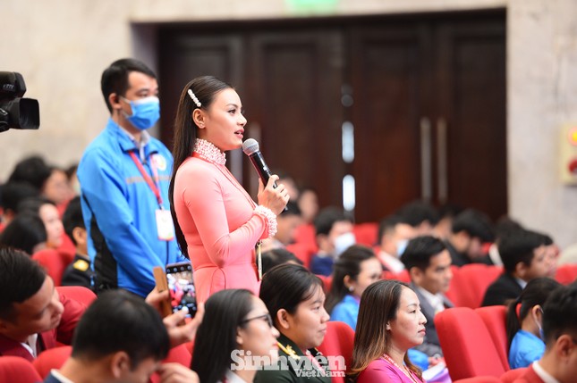 Tài năng trẻ quyết tâm chung sức xây dựng đất nước ảnh 2