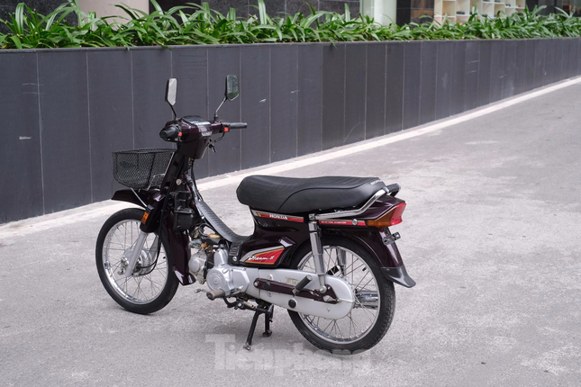 Dàn xe Honda Dream giá trị tiền tỷ của dân chơi Hà Thành ảnh 7