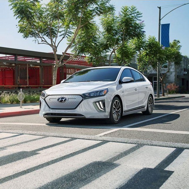Loạt xe bị khai tử tại Mỹ năm 2022 ảnh 6