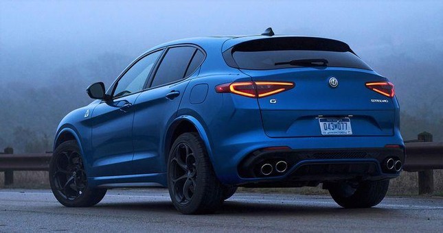 Top 10 SUV có khả năng tăng tốc đáng nể ảnh 8