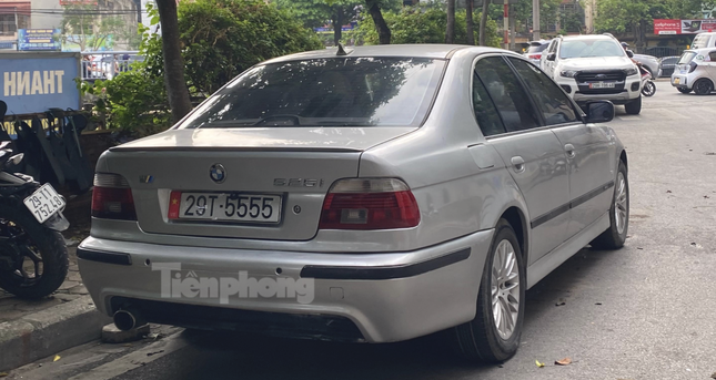 BMW 525i đời cổ biển tứ quý 5 tại Hà Nội ảnh 2