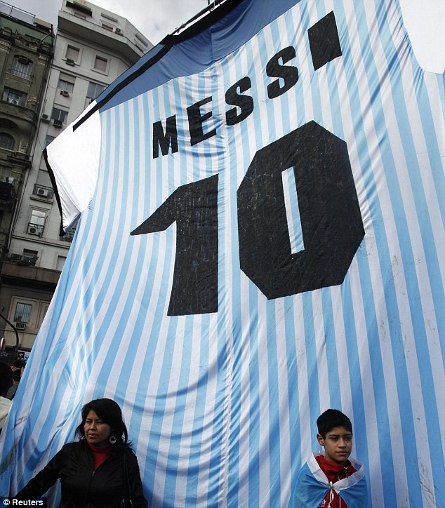 Messi được chào đón như người hùng ở Argentina ảnh 4