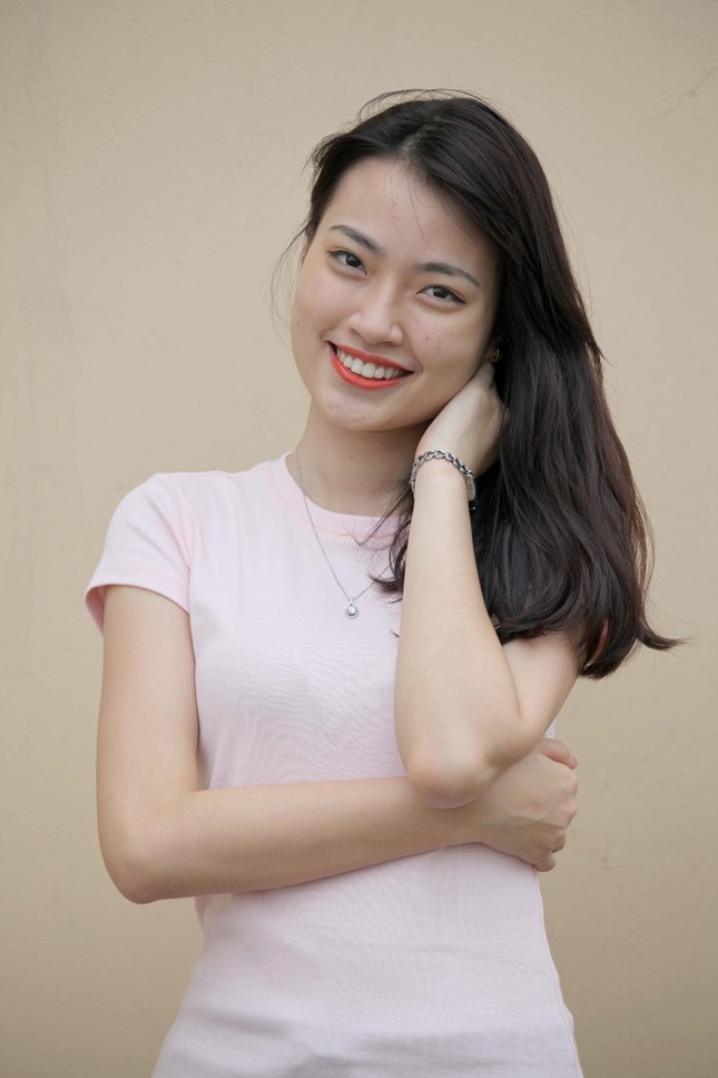 Nữ sinh khoa văn dự thi Người đẹp Hạ Long 2014 ảnh 3