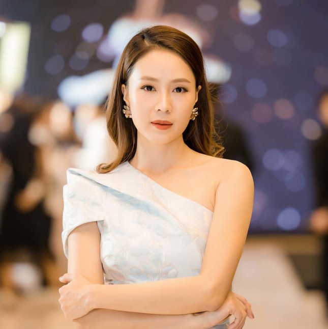 Hồng Diễm chia sẻ về việc bị đạo diễn Trọng Trinh mắng té tát ảnh 4