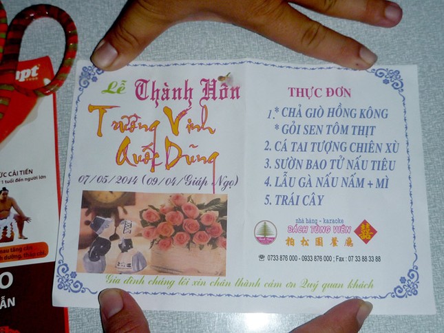 Hai chàng trai ở Tiền Giang cưới nhau ảnh 2