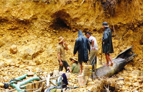 Sập hầm tại Quảng Nam khiến 2 phu vàng tử nạn ảnh 1