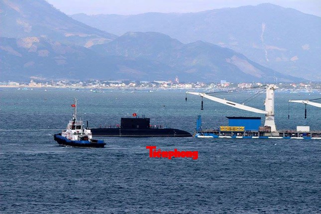 Tàu ngầm 186 – Đà Nẵng đã vào cảng Lữ đoàn tàu ngầm 189 ảnh 6