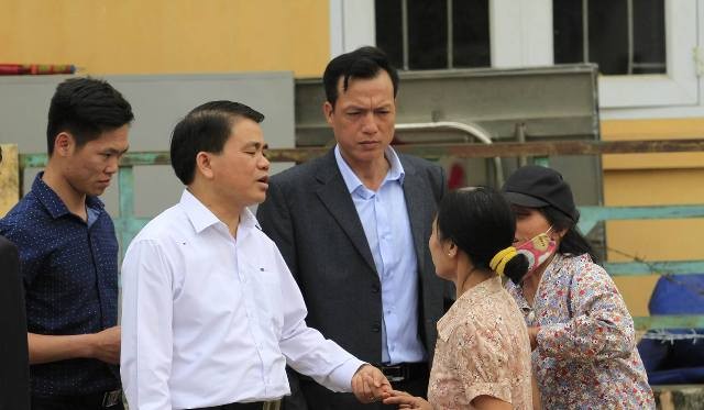Vỡ oà giây phút bàn giao 19 cán bộ, chiến sỹ ở Đồng Tâm ảnh 6