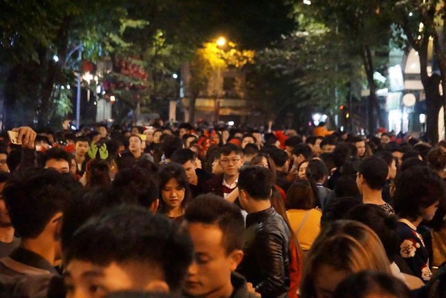 Rộn ràng không khí đón Giáng sinh 2018 ảnh 79