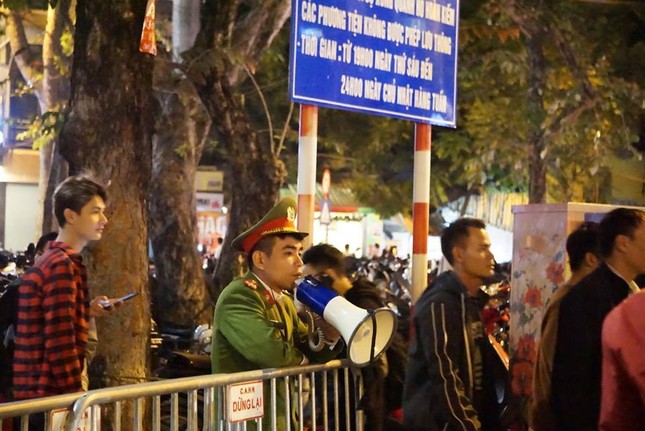 Rộn ràng không khí đón Giáng sinh 2018 ảnh 85