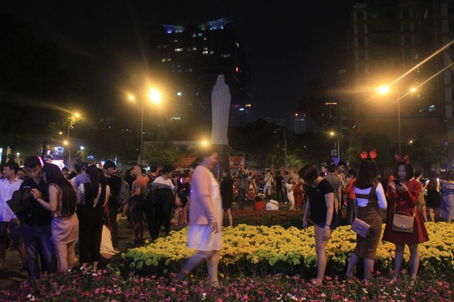 Rộn ràng không khí đón Giáng sinh 2018 ảnh 75
