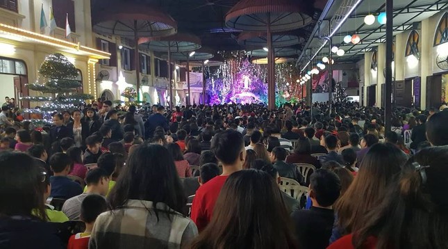 Rộn ràng không khí đón Giáng sinh 2018 ảnh 61