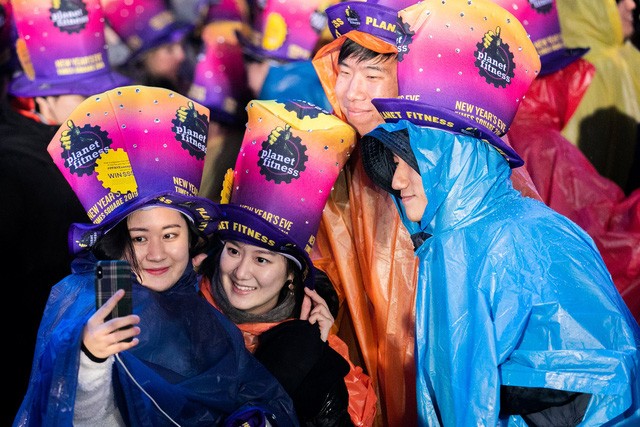 Đại tiệc pháo hoa rực rỡ đón năm mới 2019 trên khắp thế giới ảnh 18