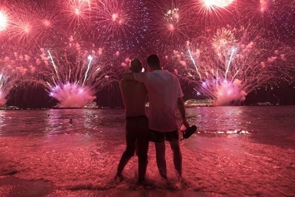 Đại tiệc pháo hoa rực rỡ đón năm mới 2019 trên khắp thế giới ảnh 14