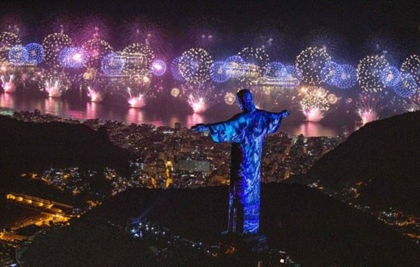 Đại tiệc pháo hoa rực rỡ đón năm mới 2019 trên khắp thế giới ảnh 15