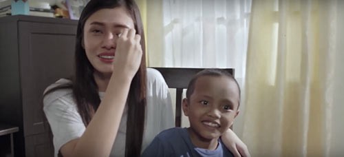 Cậu bé nghèo học bài khiến triệu người rung động giờ ra sao? ảnh 3