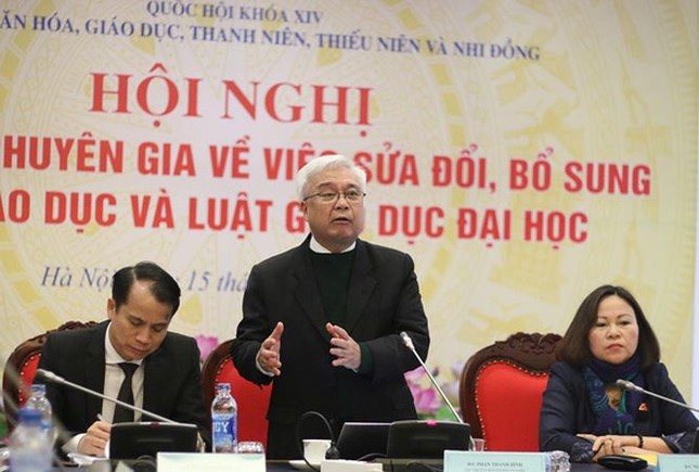 Tin “hot” giáo dục: Miễn học phí sinh viên sư phạm, cần bỏ ngay? ảnh 1