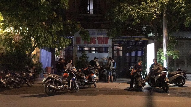 Cướp cầm súng tấn công khách sạn như phim ở Gò Vấp ảnh 2