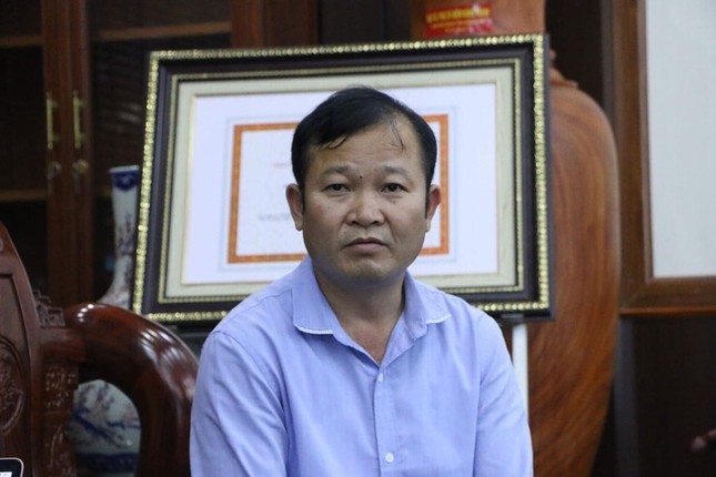 Bất ngờ vụ thầy giáo Bắc Giang sàm sỡ hàng chục học sinh: Hành động ngay trong lớp ảnh 1