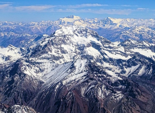 Đỉnh núi cao nhất Châu Mĩ là Aconcagua cao bao nhiêu?