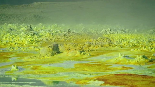 Hồ núi lửa Dallol nằm ở nước nào?