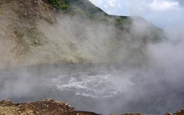Những sông, hồ nào chỉ đứng cạnh cũng có thể chết người? ảnh 3