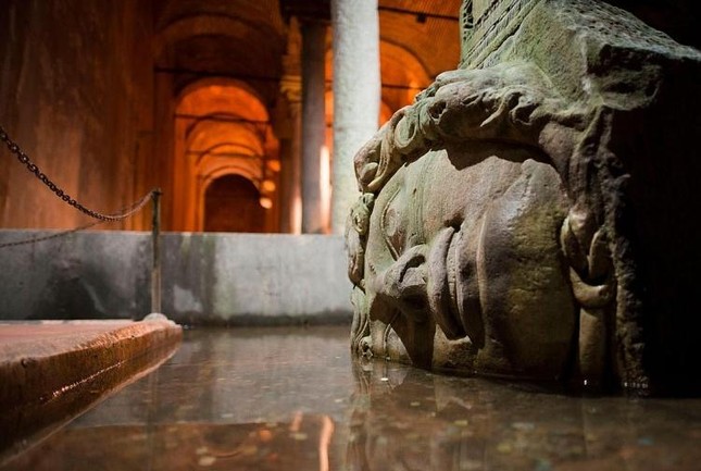 Yerebatan Cistern được xây dựng năm bao nhiêu?