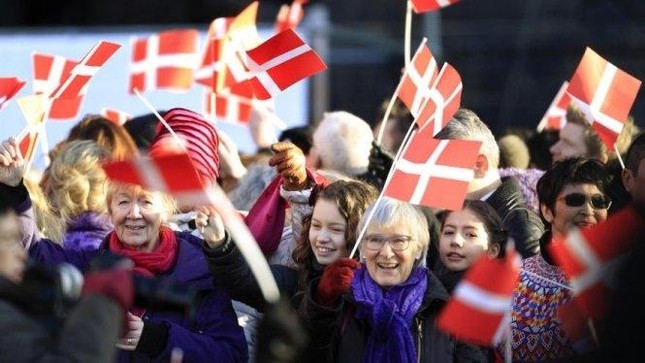 Đan Mạch cùng New Zealand là hai đất nước ít có tệ nạn nào sau đây?