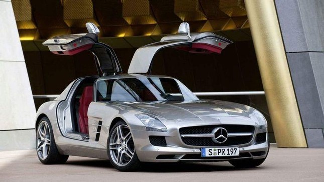 10 mẫu xe Đức với động cơ V8 mạnh mẽ nhất từng được sản xuất ảnh 17