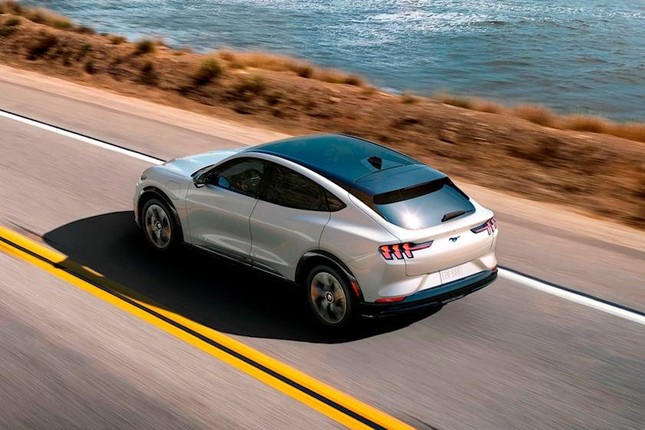 Ford đẩy mạnh phát triển công nghệ tự lái ảnh 2