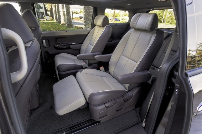 Hơn 100.000 chiếc KIA Sedona bị triệu hồi vì lỗi cửa trượt ảnh 1