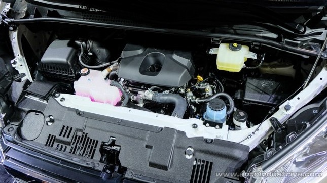 Toyota Hiace 2019 có giá bán từ 706 triệu đồng tại Philippines ảnh 6